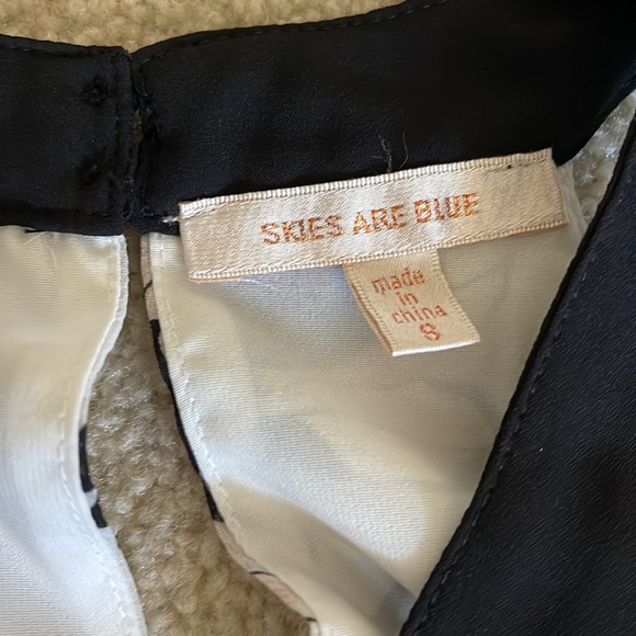 Yallen criss cross halter tank - Picture 3 of 4